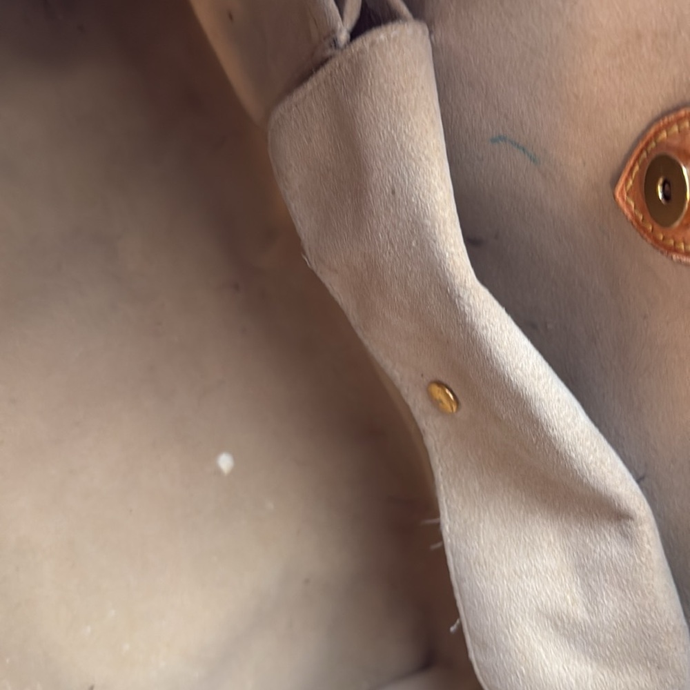 Firm*Authentic Louis Vuitton Shoulder Bag Preloved, please see all pictures. - Picture 7 of 9